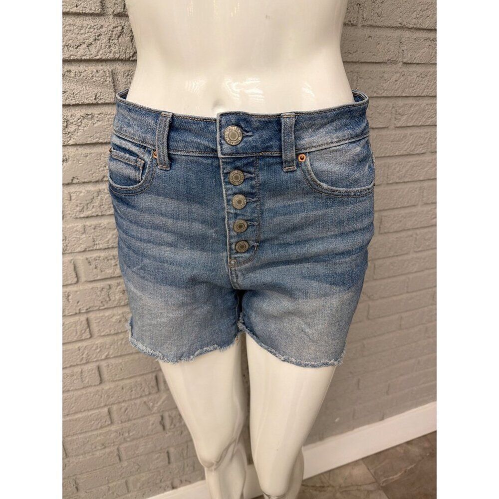 Time And Tru Women’s High Rise Stretch Demin Shorts Size 6